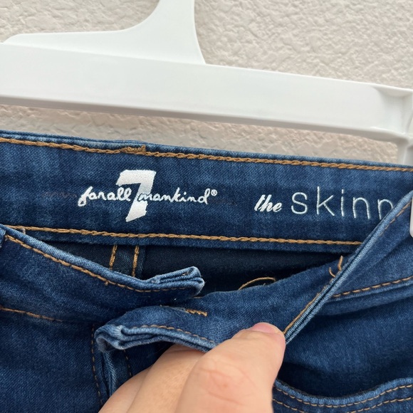 7 FOR ALL MANKIND Girls Kids Medium Wash Stretch Denim The Skinny Jeans Size 7 - Picture 3 of 12